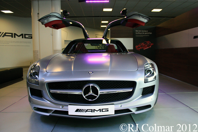 Mercedes-Benz SLS AMG, Mercedes Benz World