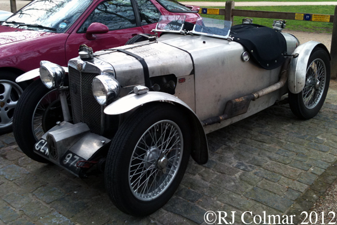 MG, Avenue Drivers Club, Queens Sq, Bristol