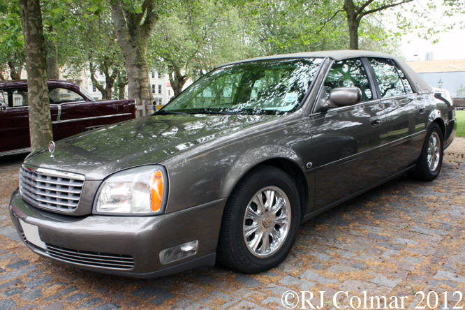 Cadillac Deville, Avenue Drivers Club, Queens Square, Bristol