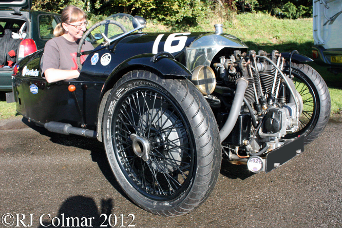 Morgan Super Aero, Autumn Classic Castle Combe