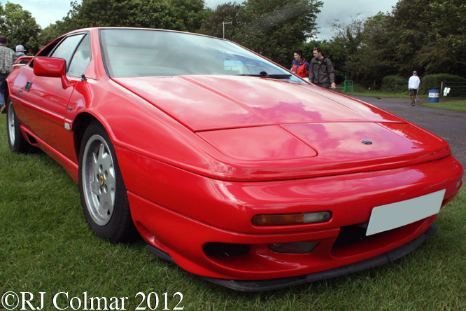Lotus Esprit Turbo, Classic and Sports Car Action Day, Castle Combe