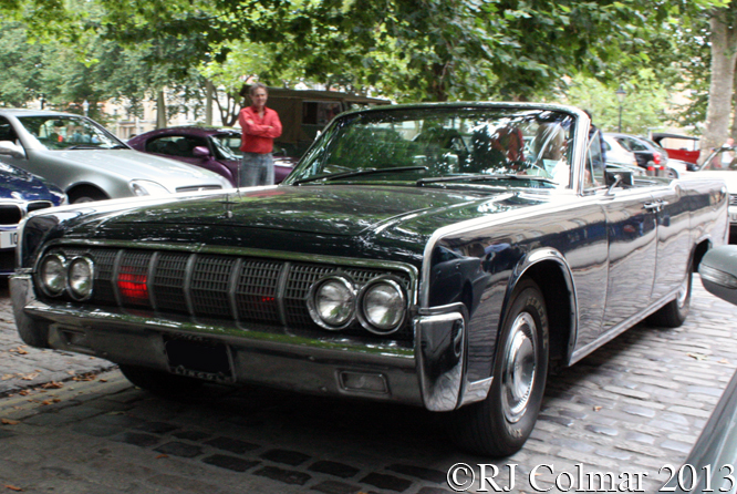 Lincoln Continental, Avenue Drivers Club, Queen Sq, Bristol