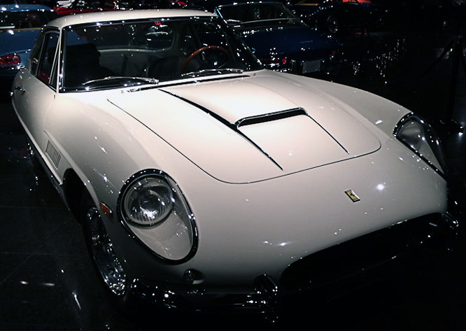 Ferrari 400 Superamerica, Blackhawk, Museum 