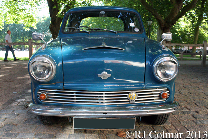 Morris 1/2 ton Pickup, Avenue Drivers Club, Queen Square, Bristol