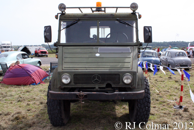 Mercedes Benz Unimog 406, Summer Classics, Easter Compton 