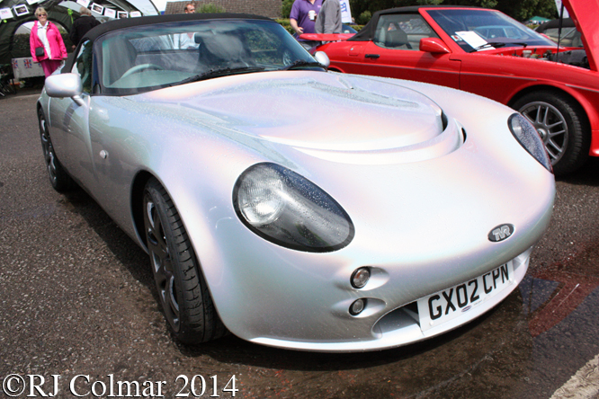 TVR Tamora, Classic & Retro Action Day, Castle Combe 