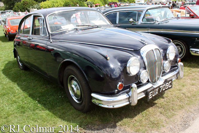 Daimler V8, Classics at the Castle, Sherborne