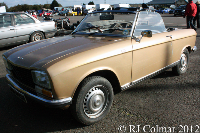 Peuget 304 Convertible, Castle Combe,