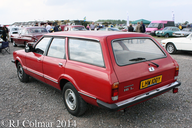 Ford Cortina Mk V 1.6L Estate, Summer Classics, Easter Compton,